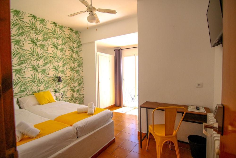 Nanit Ibiza Pensión 3*